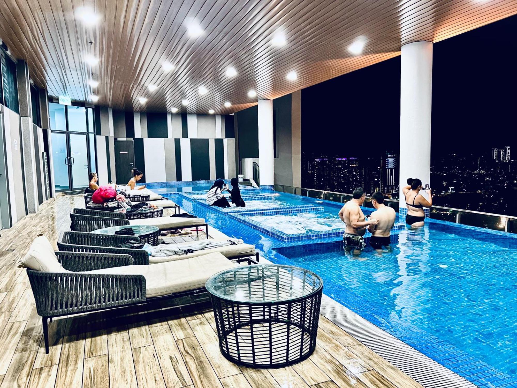 Pangsapuri The Infinitum Kualalumpur Skypool Kuala Lumpur